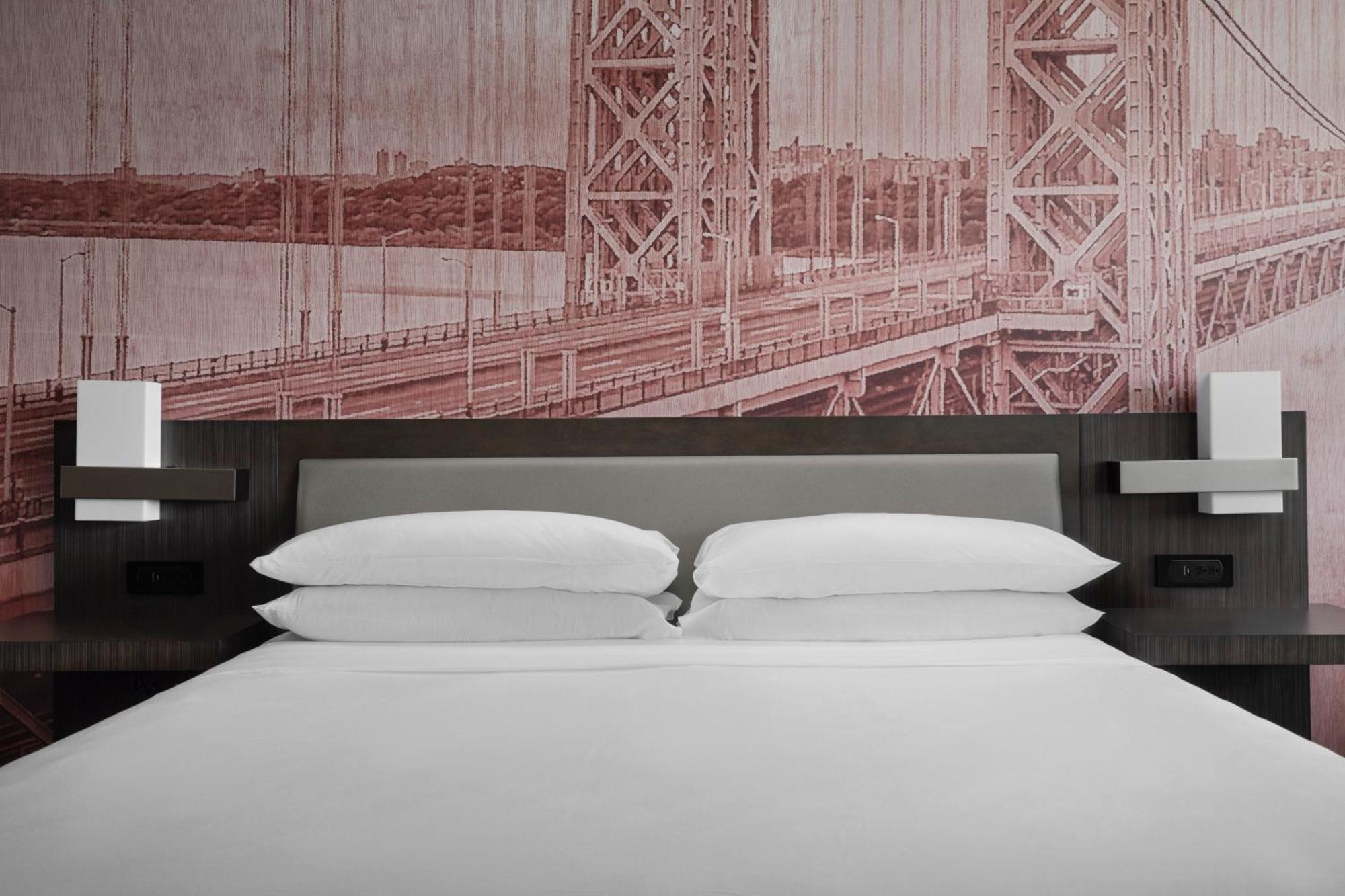 Отель Teaneck Marriott At Glenpointe Экстерьер фото