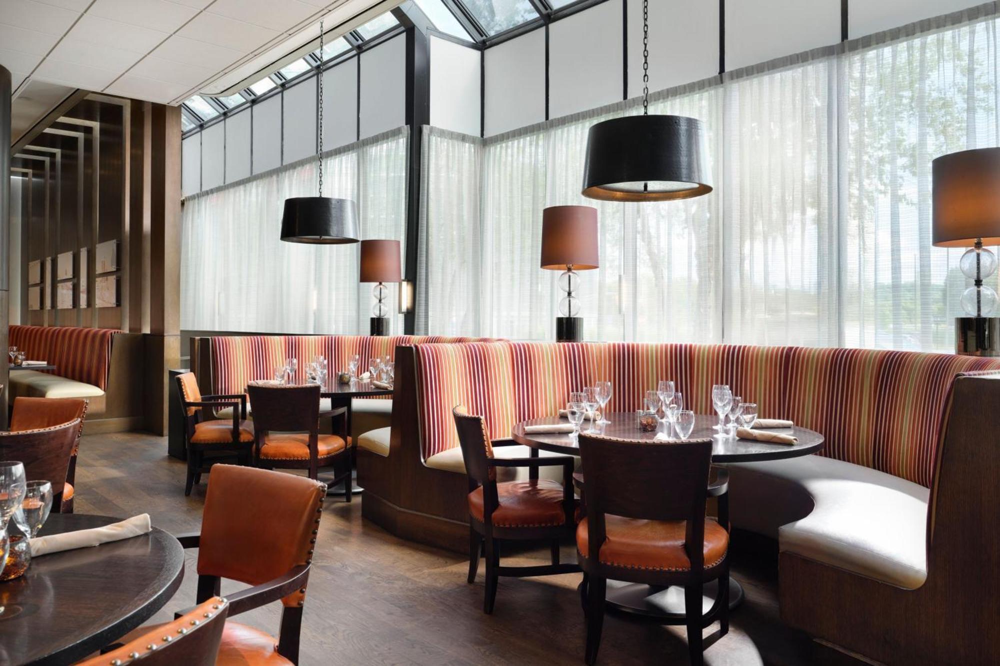Отель Teaneck Marriott At Glenpointe Экстерьер фото